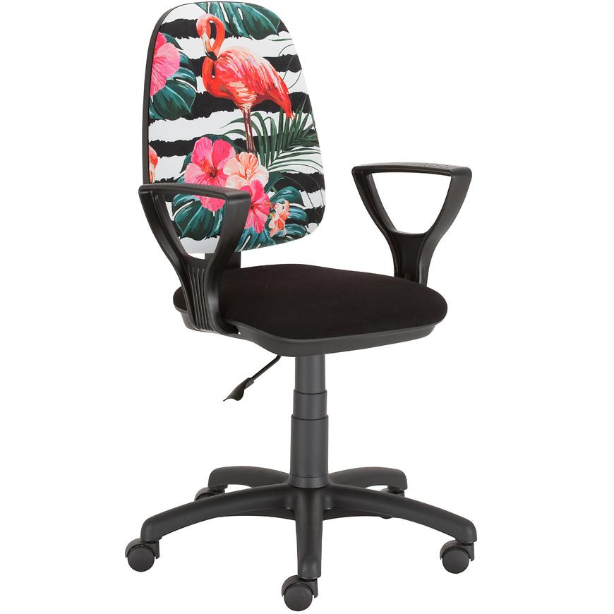 Szék Estera Flamingi
