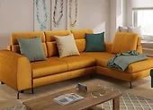 Hogyan rendezzünk be egy nappalit kanapéval és puffal?