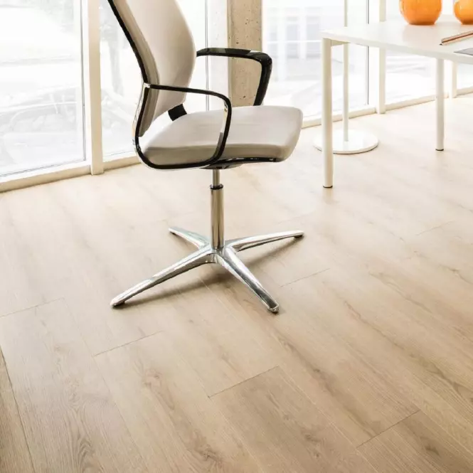 Laminált padló tölgy Evoke Classic 8mm AC5 Aqua Pro K4420