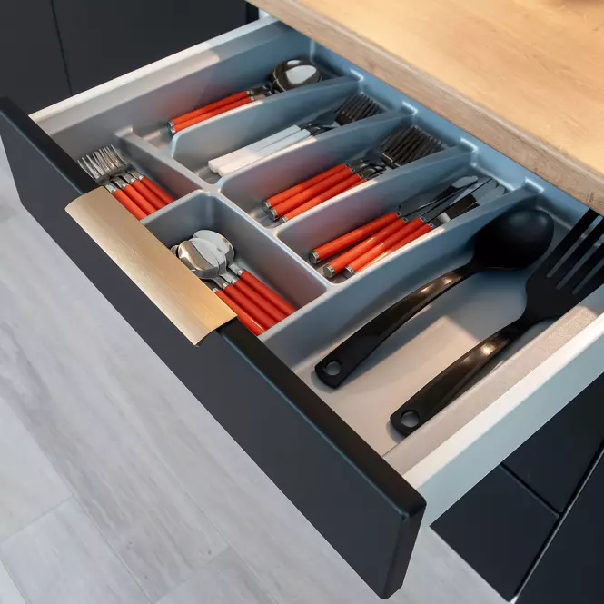 Konyhaszekrény Denis d40 pl fekete mat/fehér