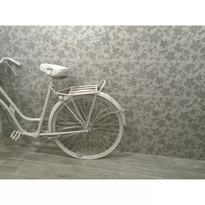 Floral Gris. 30/90,2