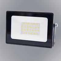 LED FÉNYSZÓRÓ 20W 4200K EM