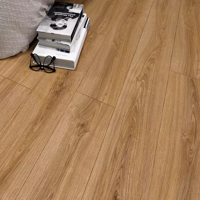 Laminált padló tölgy Palermo 8mm AC4 Promo 3889,2