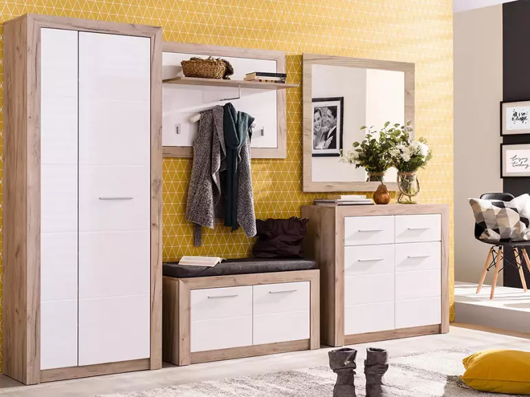 Komód Astor 2d2s Tölgy Šedá/fehér fényes 11008635