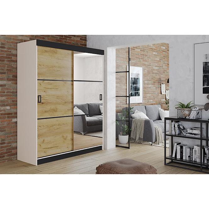 Szekrény Retro 138 3L fehér / arany craft ajtók,4