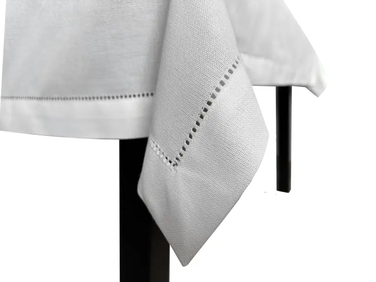 Asztalterítő SAGA fehér 140x180 easy care,2