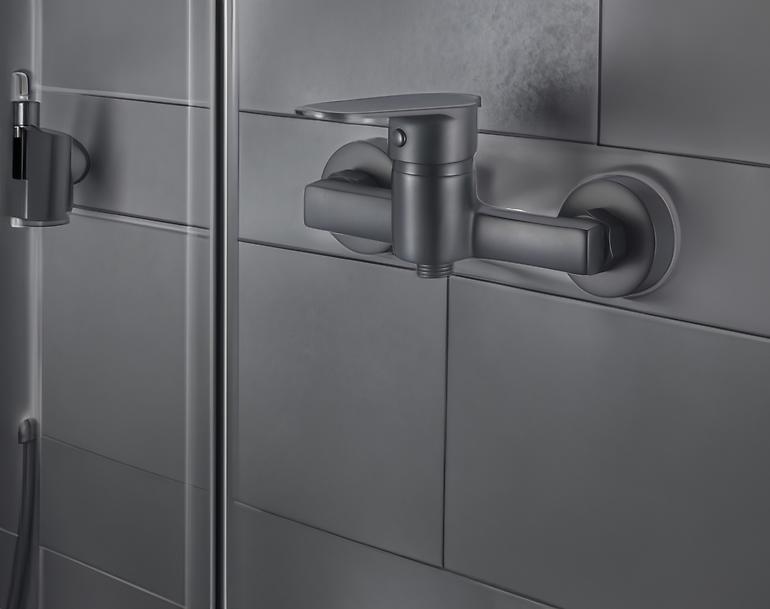 Csaptelep kádhoz Neptun Black,4