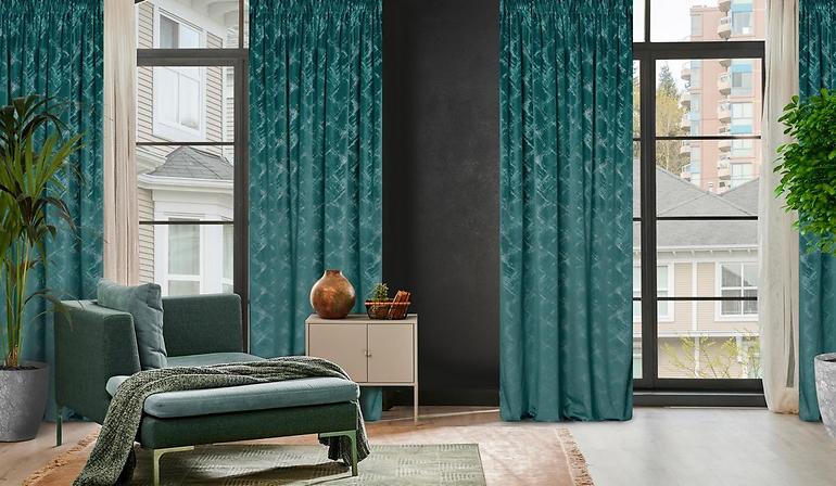 Sötétítő ADRIA 140X270 ráncolószalagon 400285