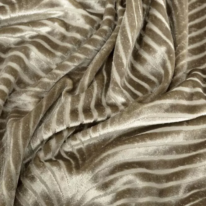 Sötétítő LUSSI 140X250 karikán 384510,11