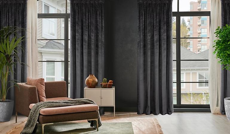 Sötétítő RIVA 140X270 ráncolószalagon 387401