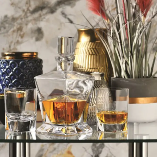 Karaffa  whiskyre Caro Krosno 750 ml 1 db