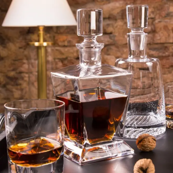 Karaffa  whiskyre Caro Krosno 750 ml 1 db,4