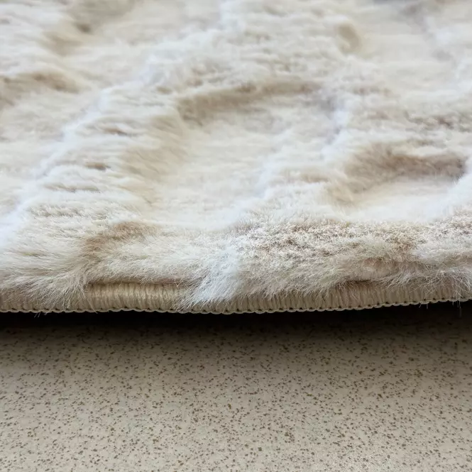 Szőnyeg Lima Rabbit Fur 1,4/1,9 MRD-642 L,bézs N33