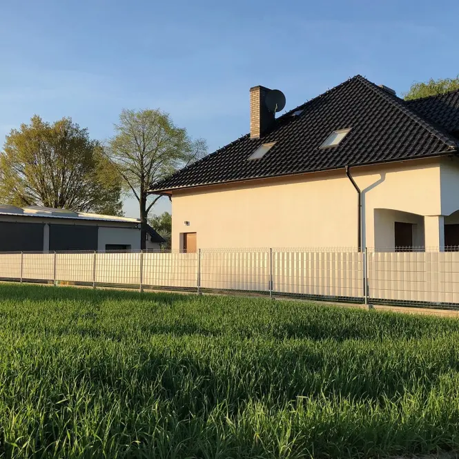 Kerti sáv 19 cm x 35 m világosszürke