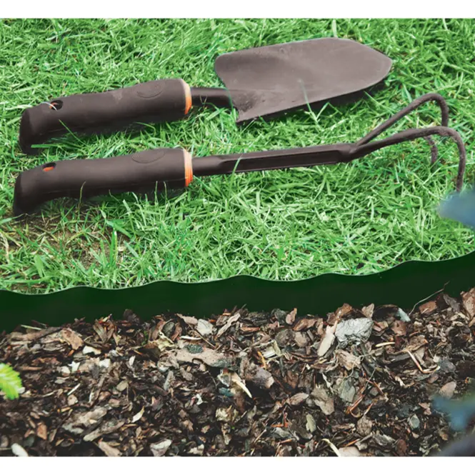 Hullámos szegély 9 m x 15 cm világosszürke OBFLGY0915,2