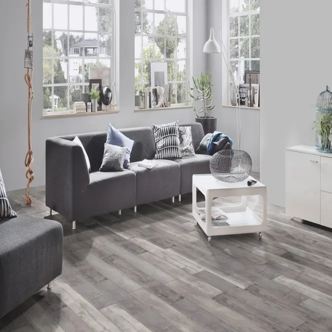 Laminált padló tölgy Narvik 8mm AC5 Eurohome River 8+ K413
