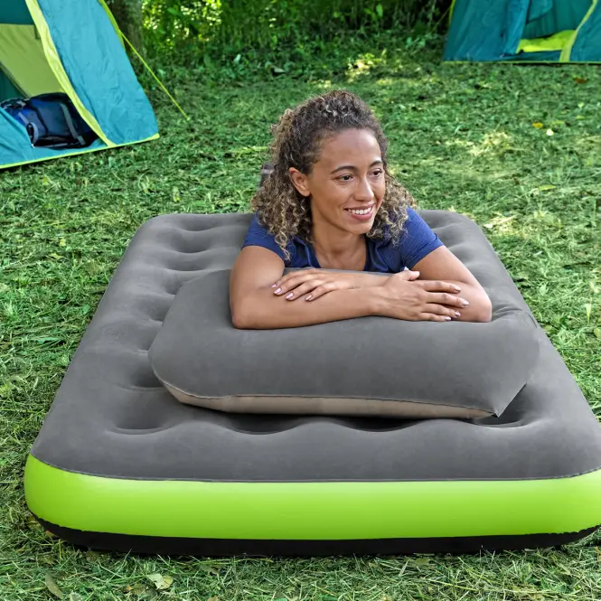 Felfújható matrac pumpával 1,88x0,99x0,22m 67619,3