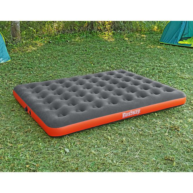 Felfújható matrac pumpával 2,03x1,52x0,22m 67703