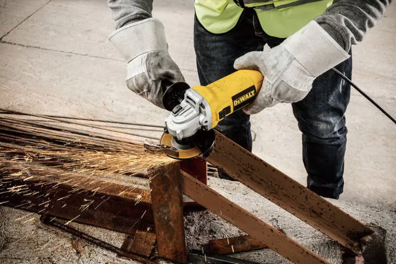 Sarokcsiszoló Dewalt 950 W 125 mm DWE4117