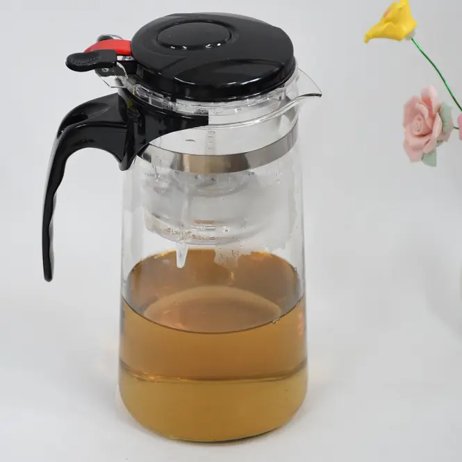 Üveg kancsó sűrővel 802ML
