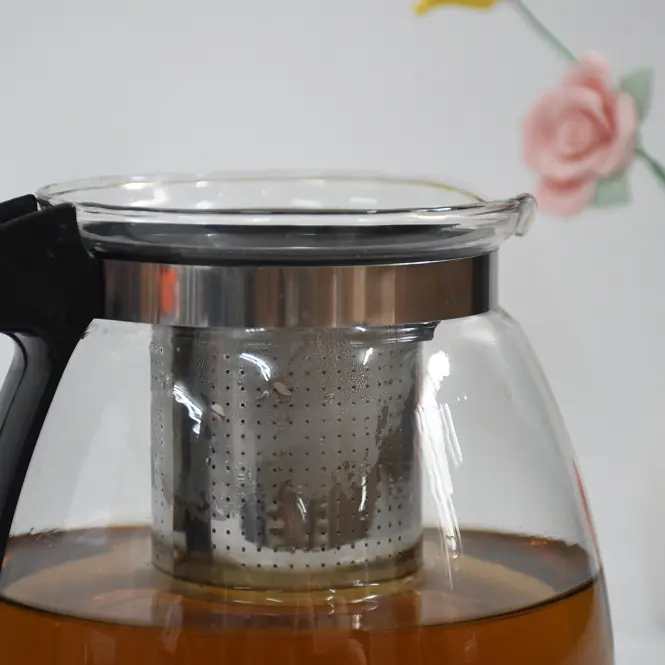 Üveg kancsó szűrővel 950ML,6