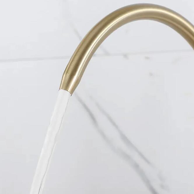 Konyhai csaptelep Eco Fresh csiszolt aranysárga,5