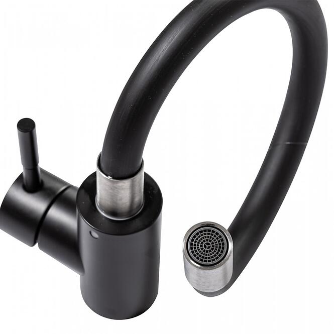 Mosogatócsap Rea Clever fekete