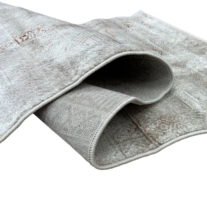 Szőnyeg Pierre Cardin  Bellis 1,2/1,7 Cu06b Bd13b 1zb,4