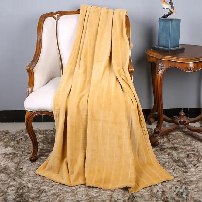 Takaró Claudi 70x140 cm sárga