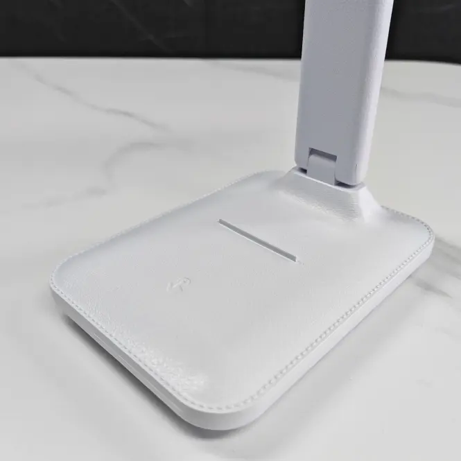 Asztali lámpa VELA WHITE CCT 7W DIM USB LB1,2