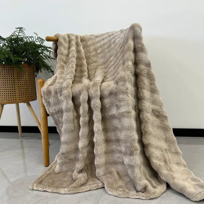 Takaró Nadia CL2616 170x220 cm bézs