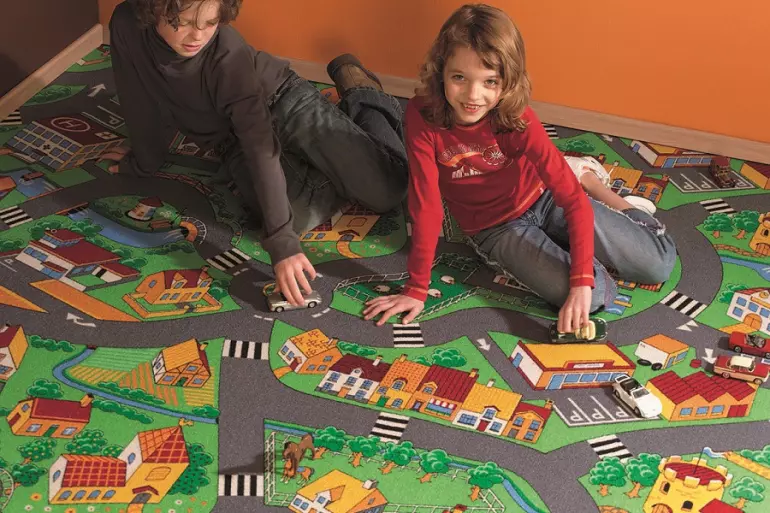 Padlószőnyeg méterben  4M széles Little Village 90,2
