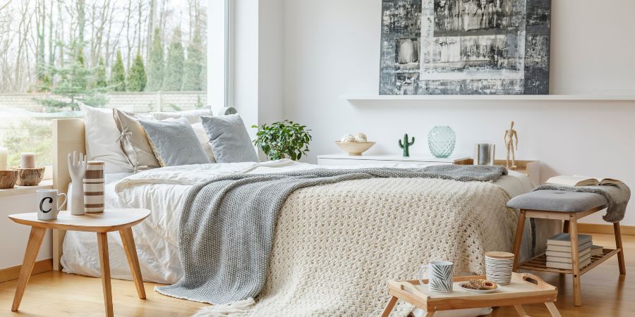 Világítás egy boho skandináv nappaliban